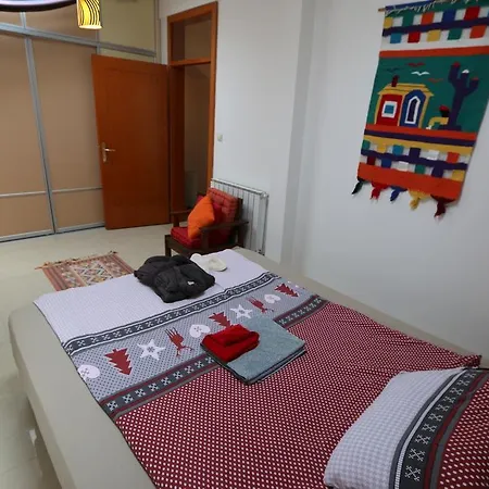 Center Apartment *